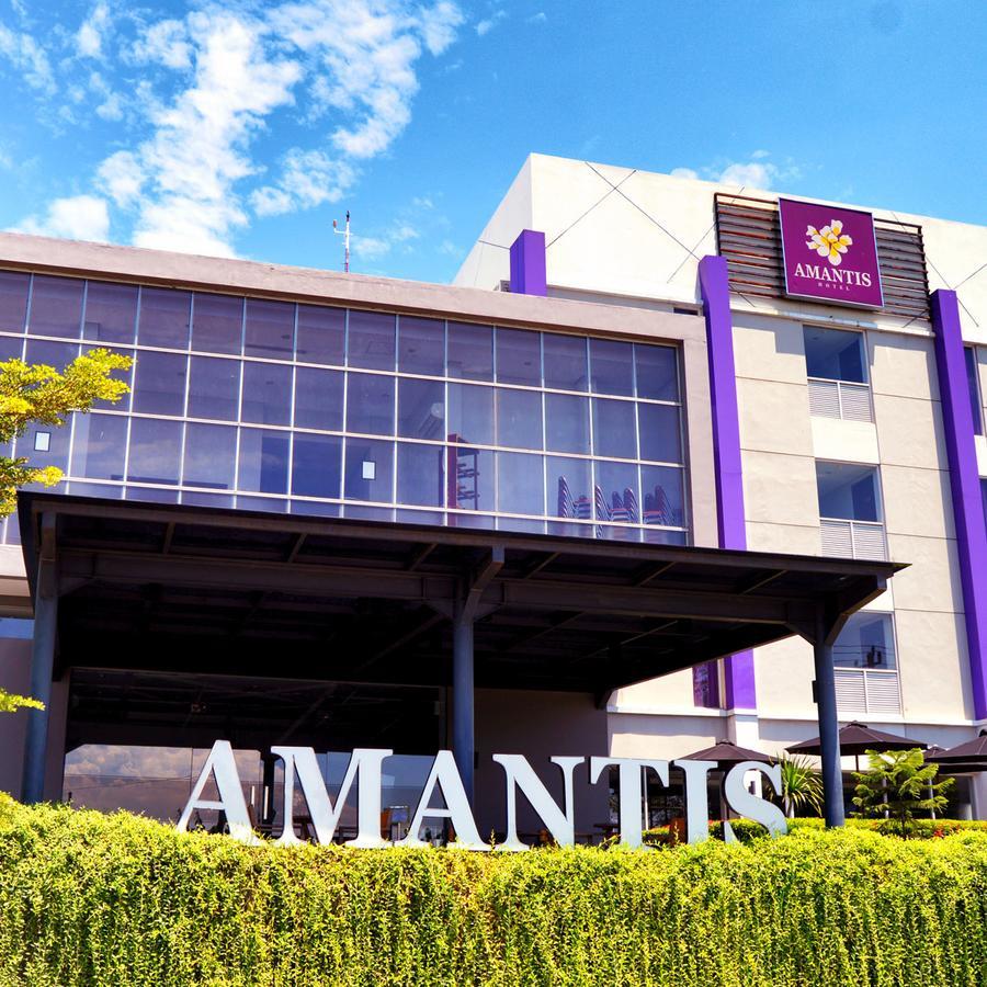 Amantis Hotel Demak Экстерьер фото